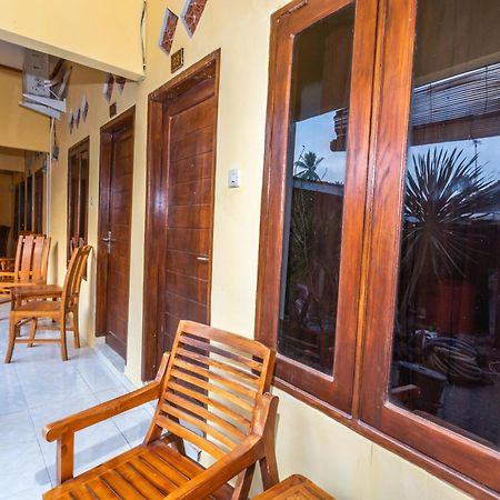 Oyo 1323 Murni Homestay Мангсит Экстерьер фото