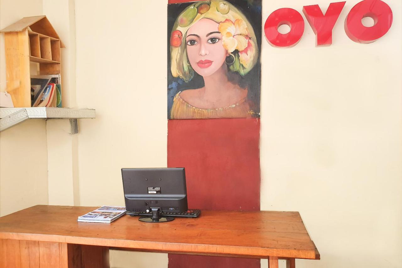 Oyo 1323 Murni Homestay Мангсит Экстерьер фото