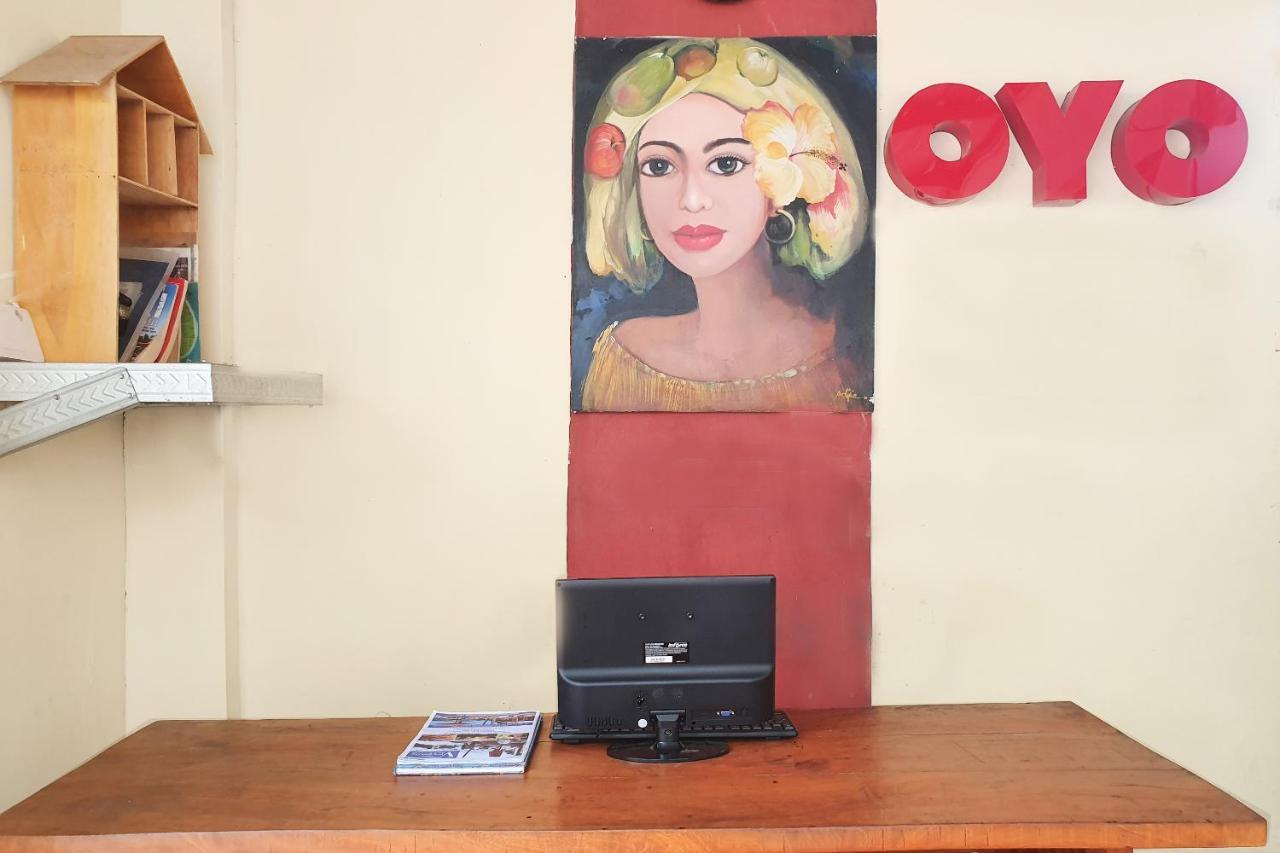 Oyo 1323 Murni Homestay Мангсит Экстерьер фото