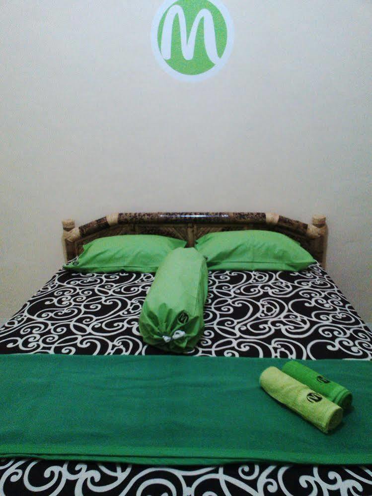 Oyo 1323 Murni Homestay Мангсит Экстерьер фото