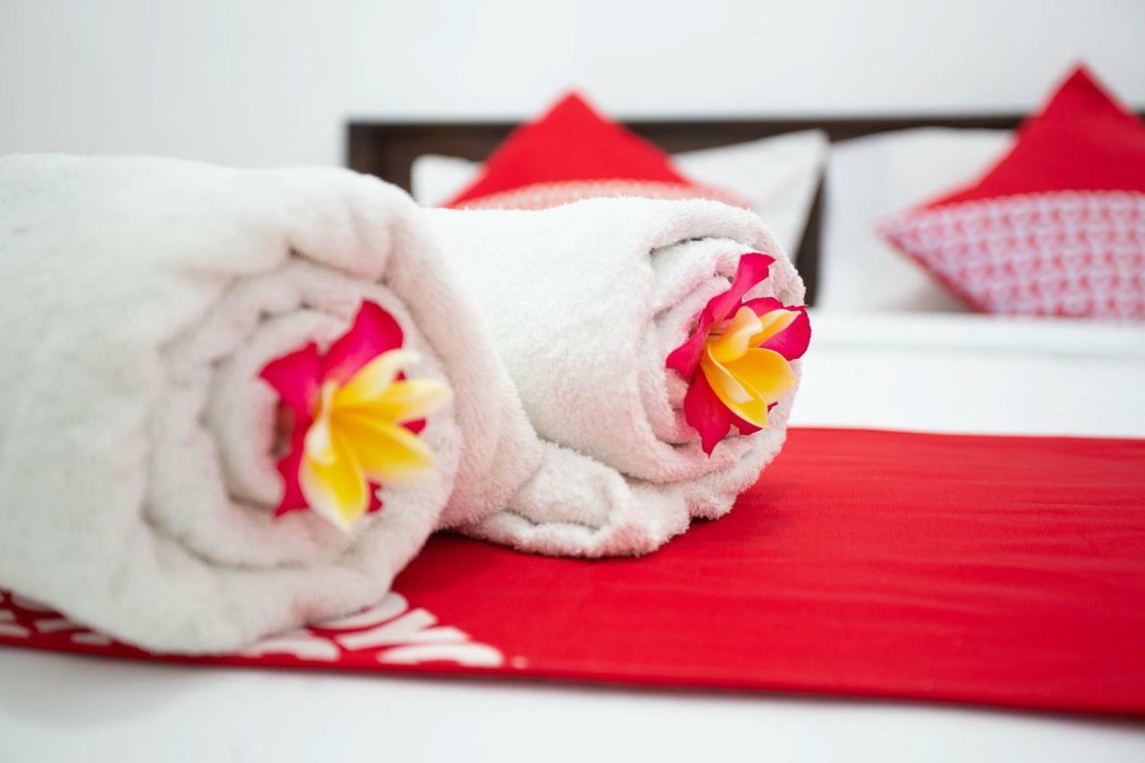 Oyo 1323 Murni Homestay Мангсит Экстерьер фото